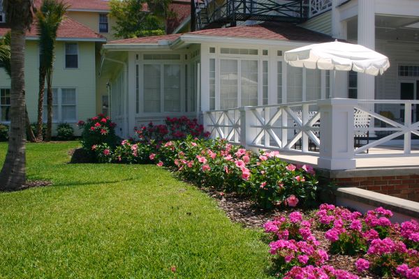 Deck Landscaping Service in Lady Lake